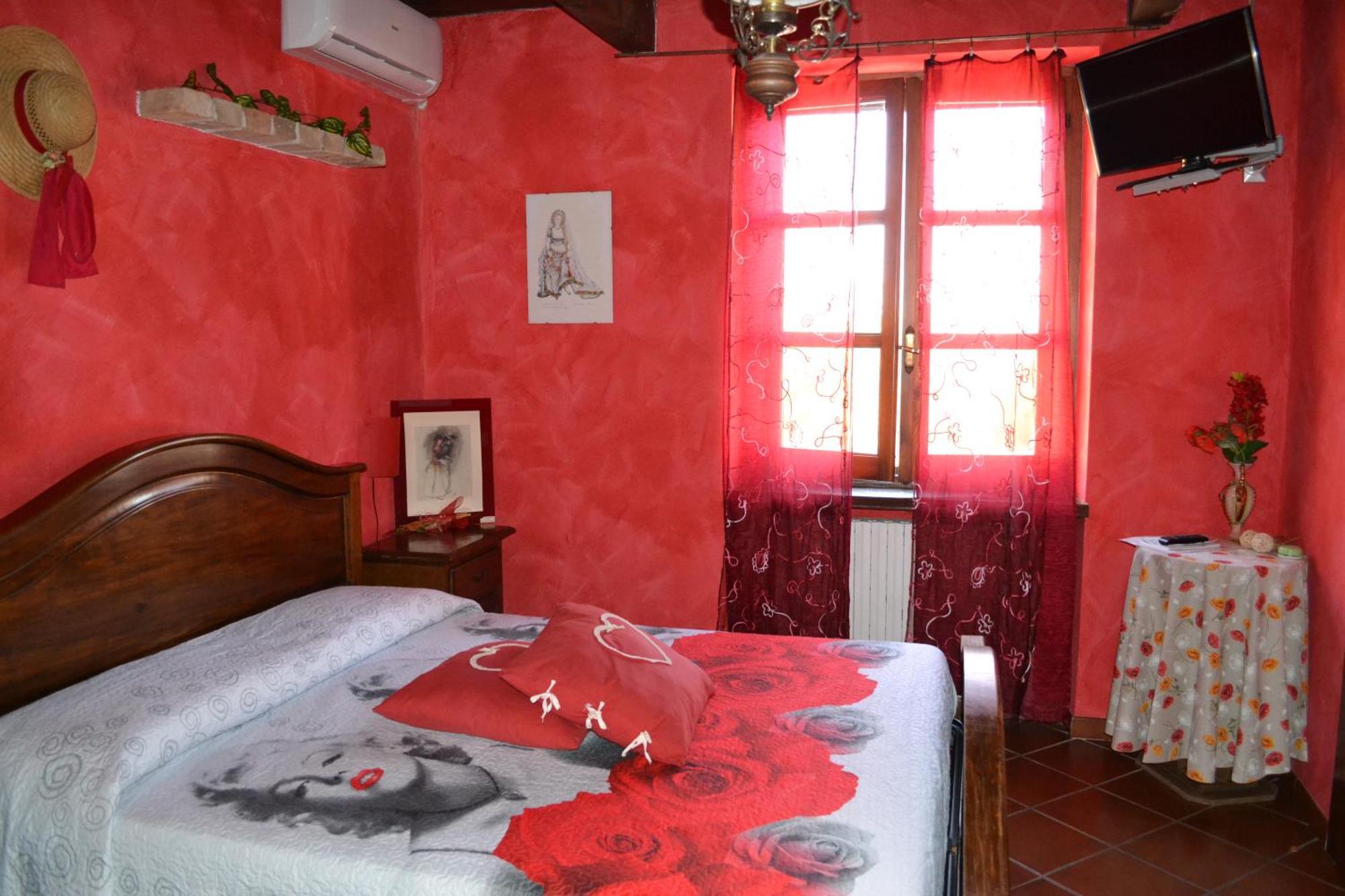 Agriturismo San Martino Castiglione Tinella Kültér fotó